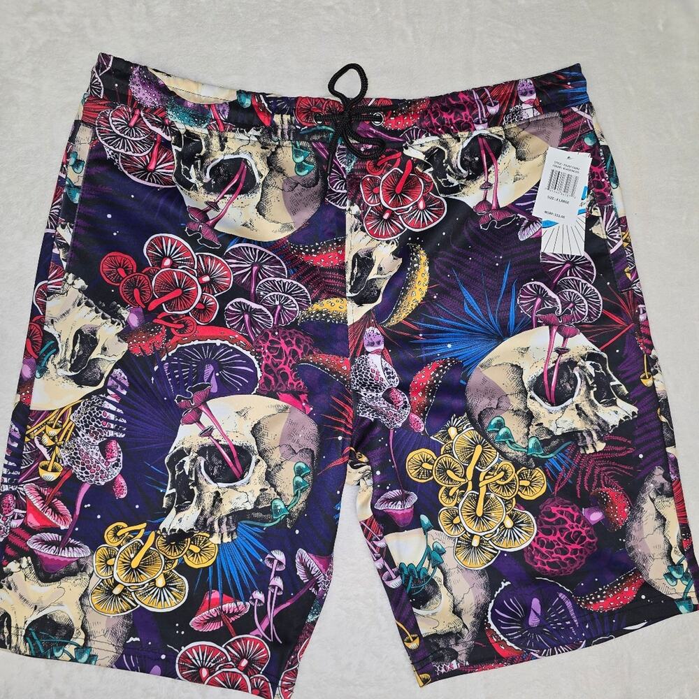 Fresh Prints of Bel Air skulls and mushrooms print Shorts sz X-Large BNWT